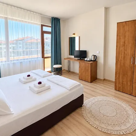 Casa de hóspedes беглик таш 3 4*